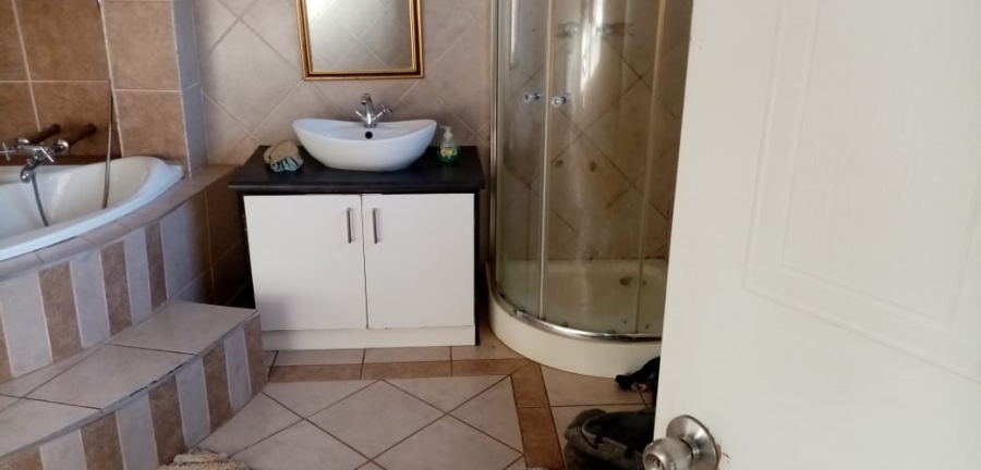 3 Bedroom Property for Sale in Meiringspark North West